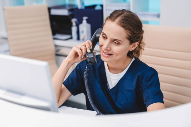 What is a hospital receptionist: jobs, career, duties, and more